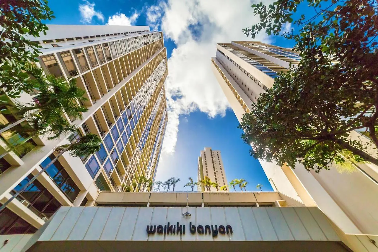Aloha Getaway, Ocean View Condo Near Waikiki Beach With Free Parking Honolulu Apartment