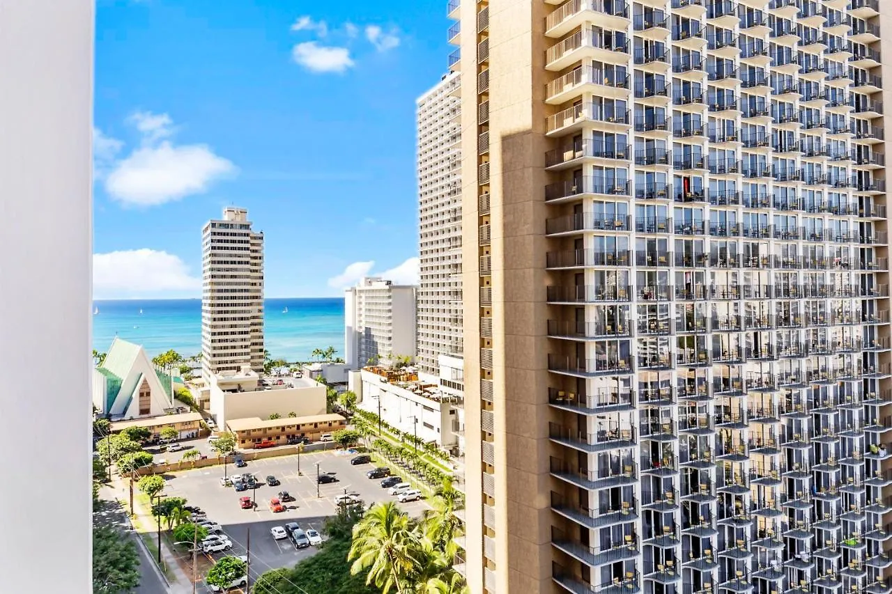Aloha Getaway, Ocean View Condo Near Waikiki Beach With Free Parking Honolulu Apartment